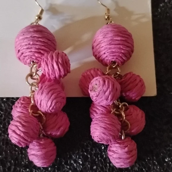 Large Earrings - Picture 7 of 13